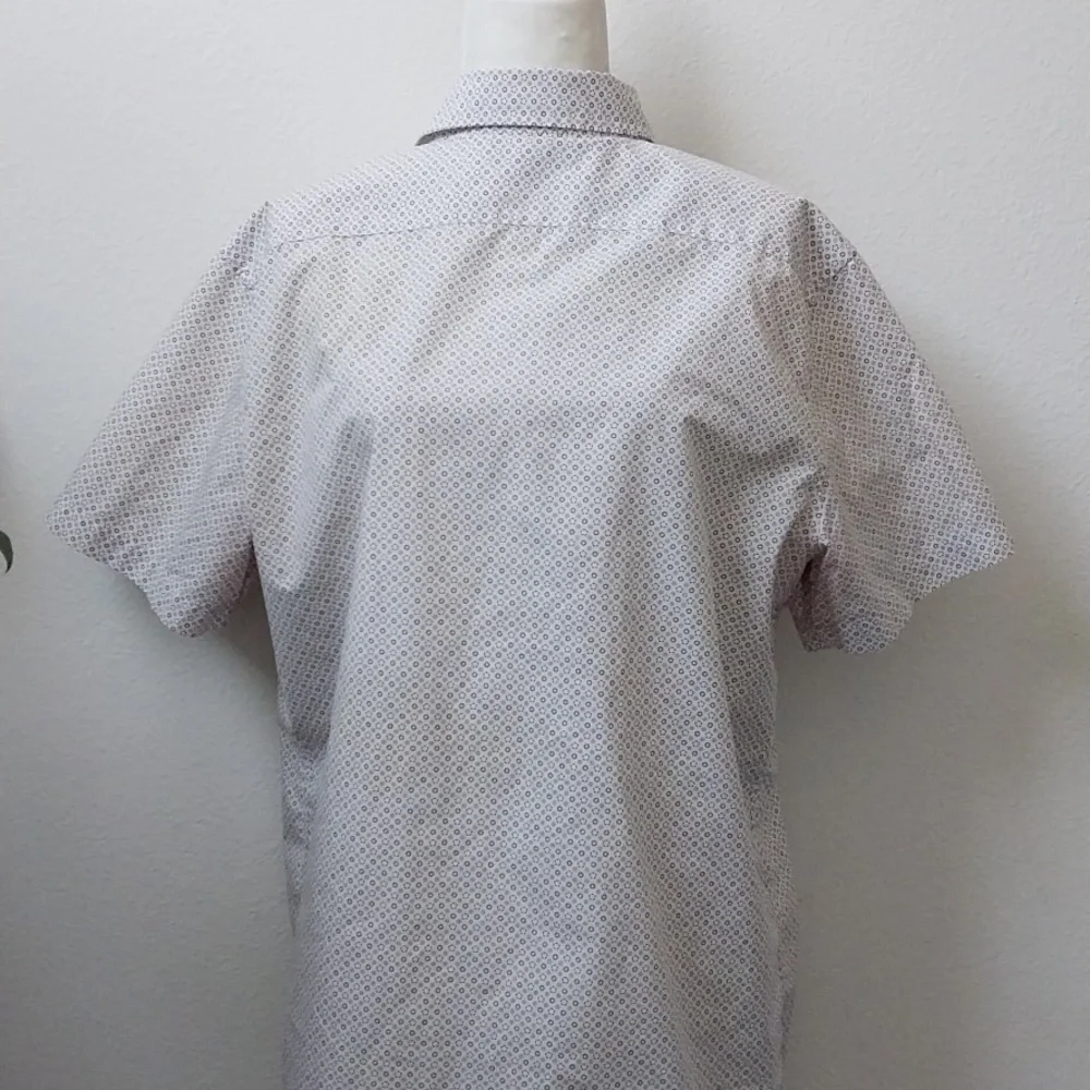 Bananas Republic Men's Short Sleeve Button-down Shirt size Large